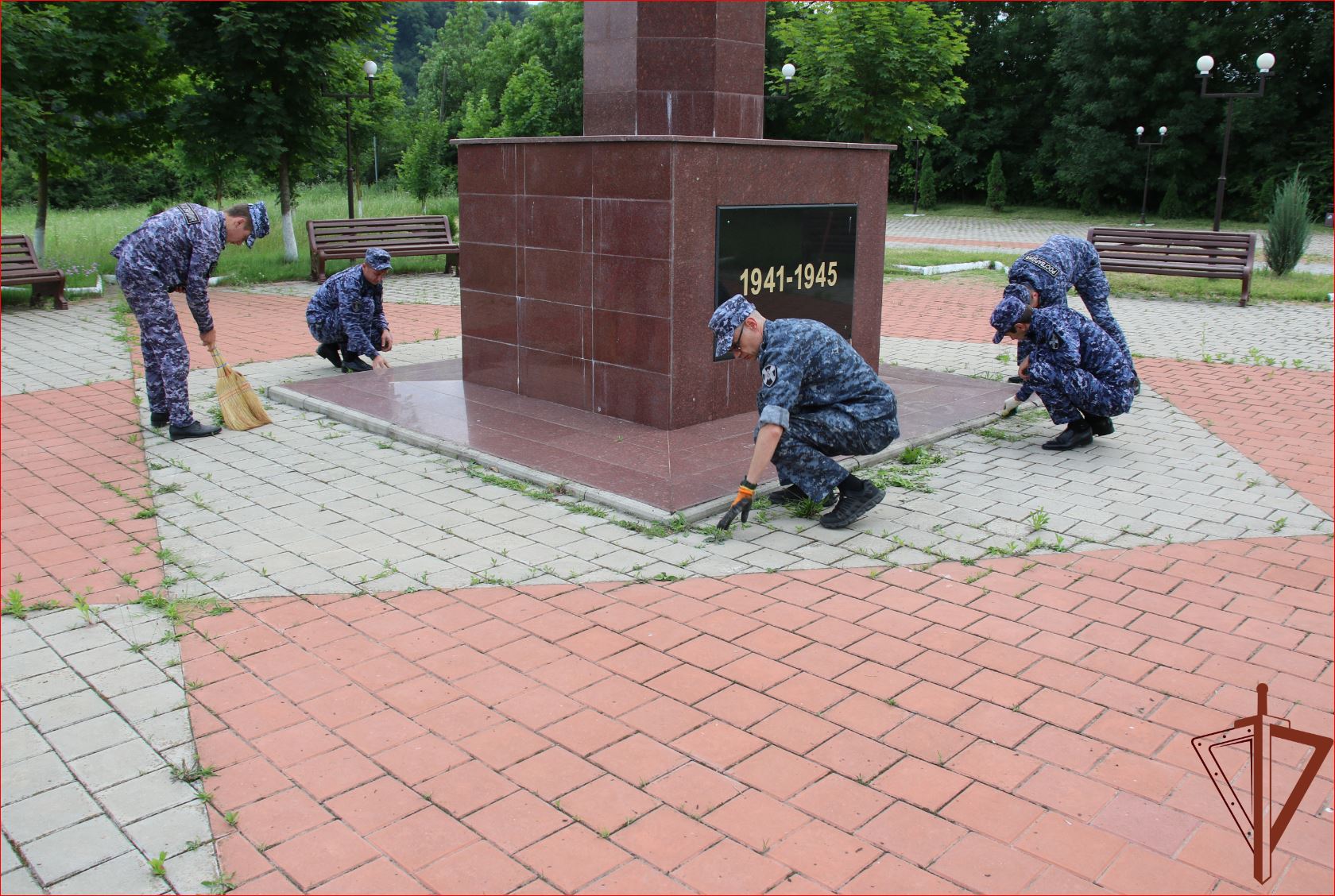 Росгвардейцы участвуют в акции «На страже памяти» | 20.06.2024 | Новости  Нальчика - БезФормата