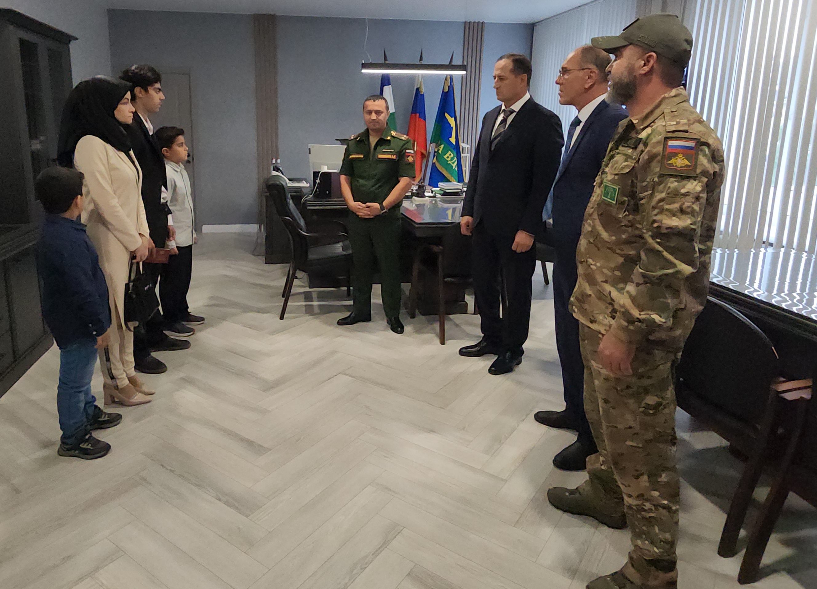 В Баксане родственникам героя СВО вручили государственную награду