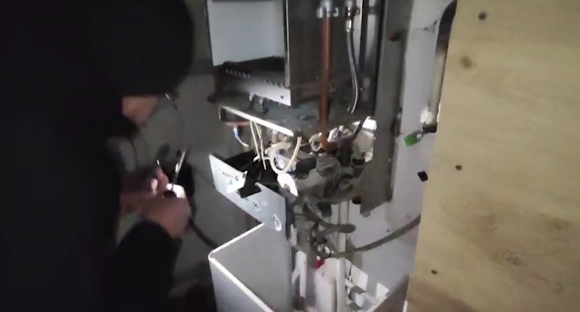 Аварийная бригада из Кабардино-Балкарии восстановила отопление в доме жительницы Херсонской области