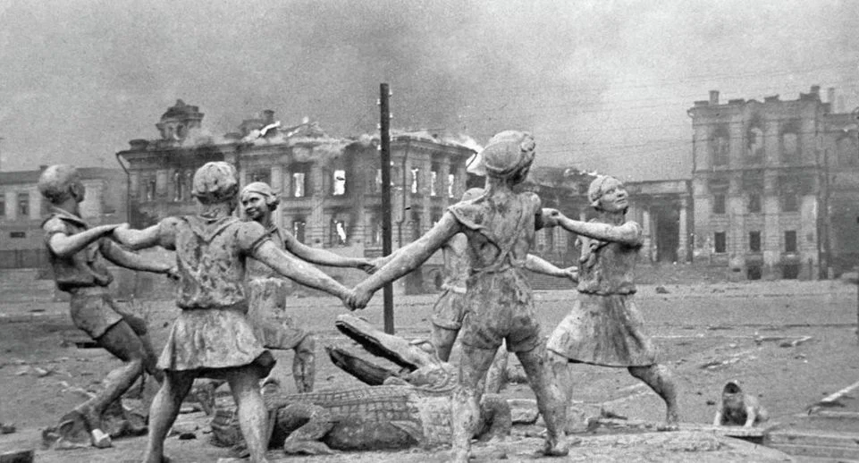 Жителям осажденного Сталинграда присвоен статус ветеранов Великой Отечественной войны