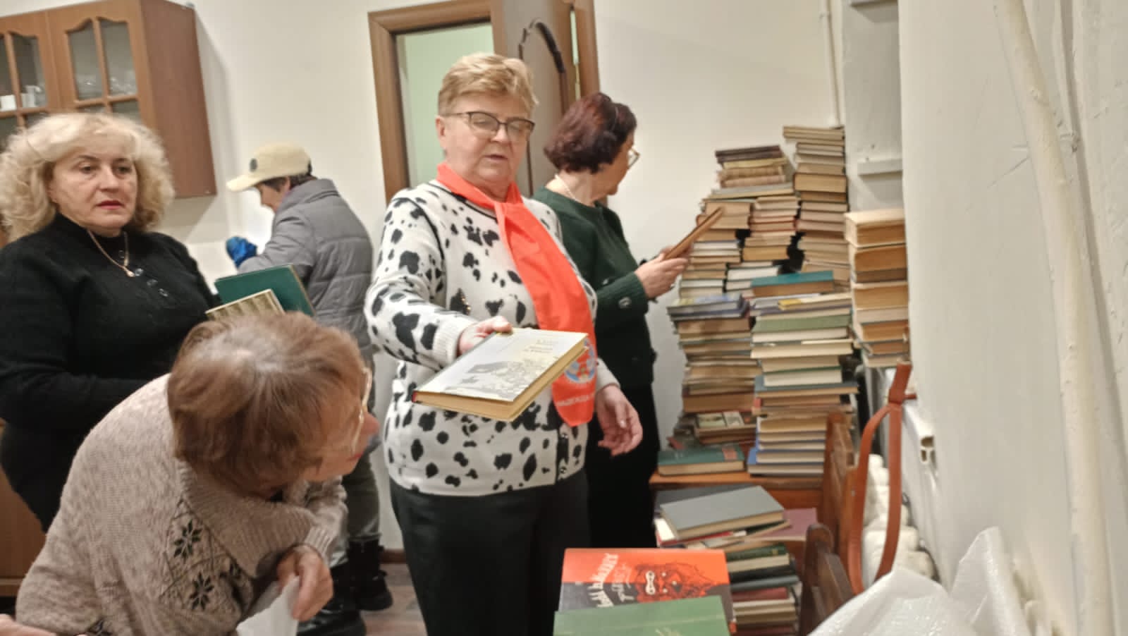 Более 500 книг переданы жителям КБР