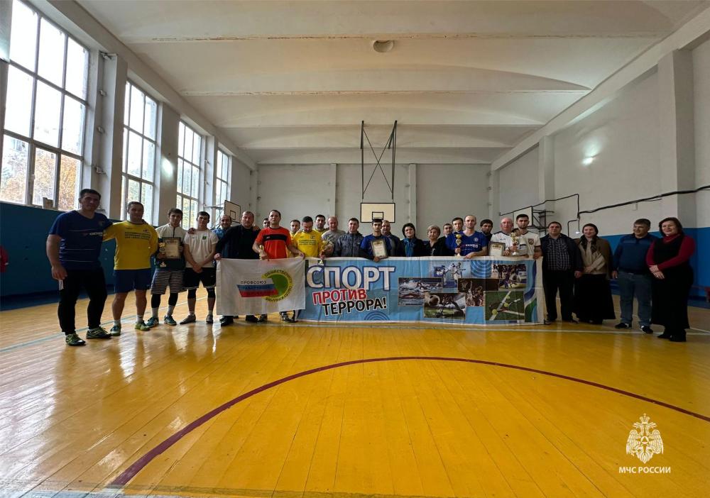 Команда МЧС выиграла турнир по мини-футболу