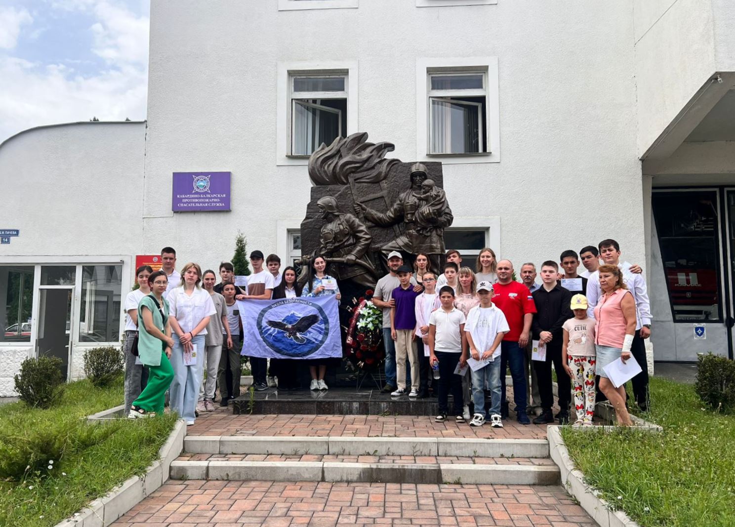 Оказать первую помощь должен уметь каждый  