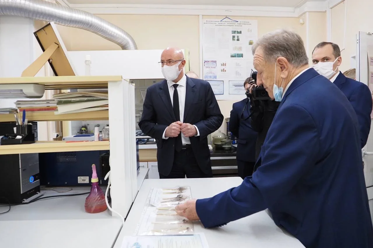 До конца года в России появятся 120 молодежных научных лабораторий