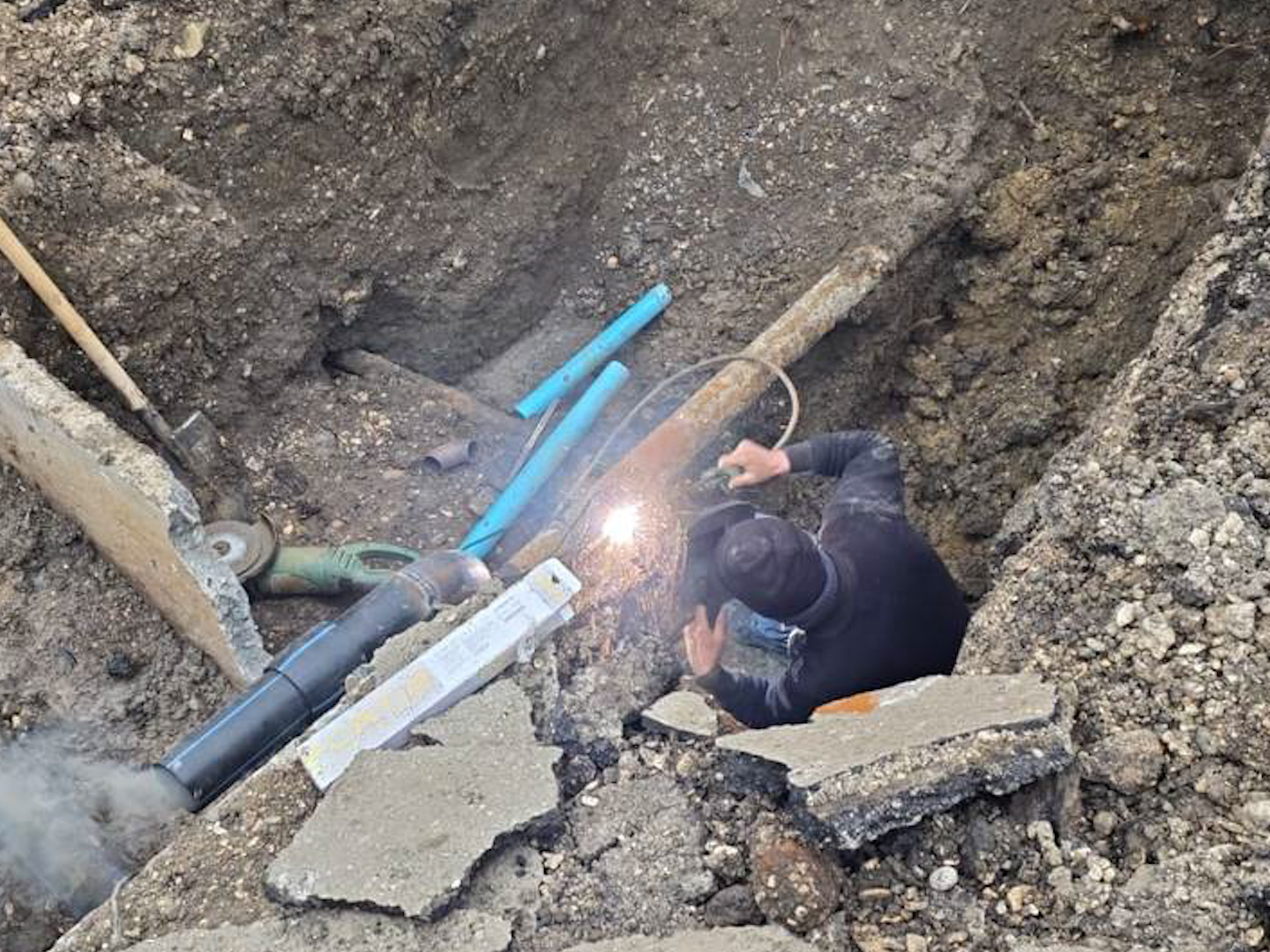 В Залукокоаже устранен прорыв на магистральном водопроводе и восстановлено водоснабжение