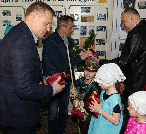 Подарки от полпреда президента РФ