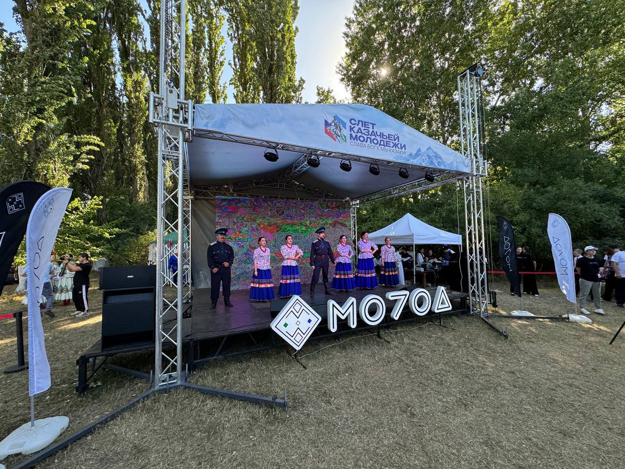 Казбек Коков передал автомобиль УАЗ для нужд военнослужащих