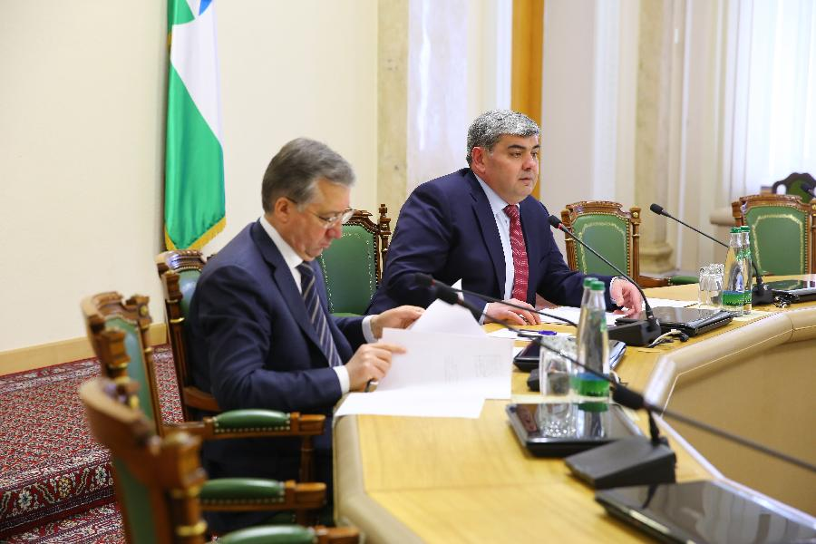 Казбек Коков обсудил с предпринимательским сообществом вопросы продовольственной безопасности