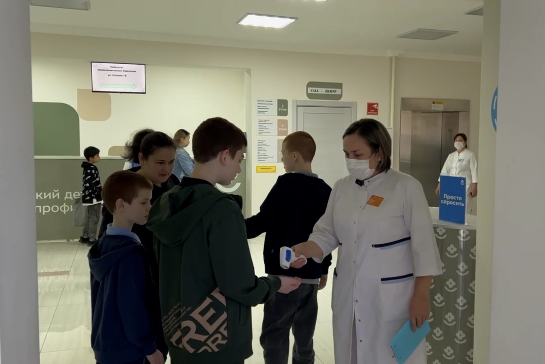 В детской поликлинике Нальчика разделили поток пациентов