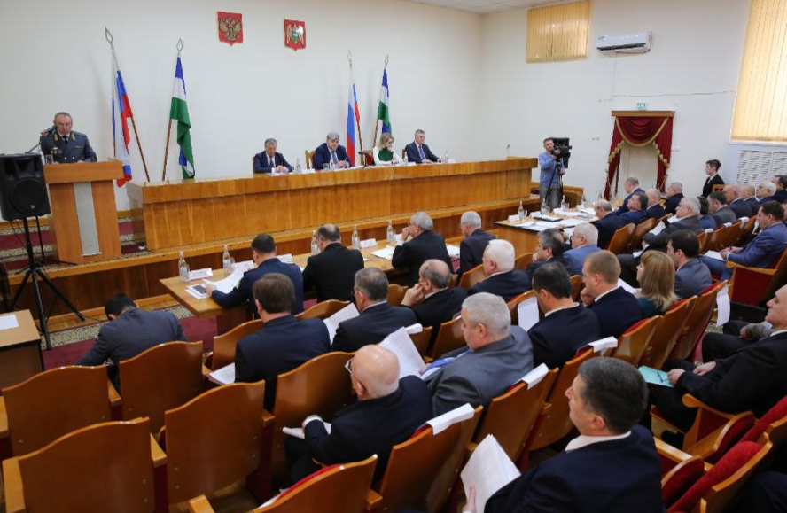 Казбек Коков провел выездное заседание Антитеррористической комиссии КБР