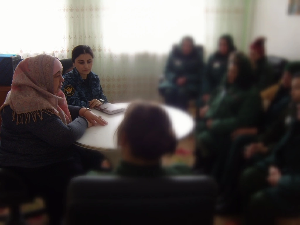 Женскую исправительную колонию посетила помощник председателя ДУМ КБР 