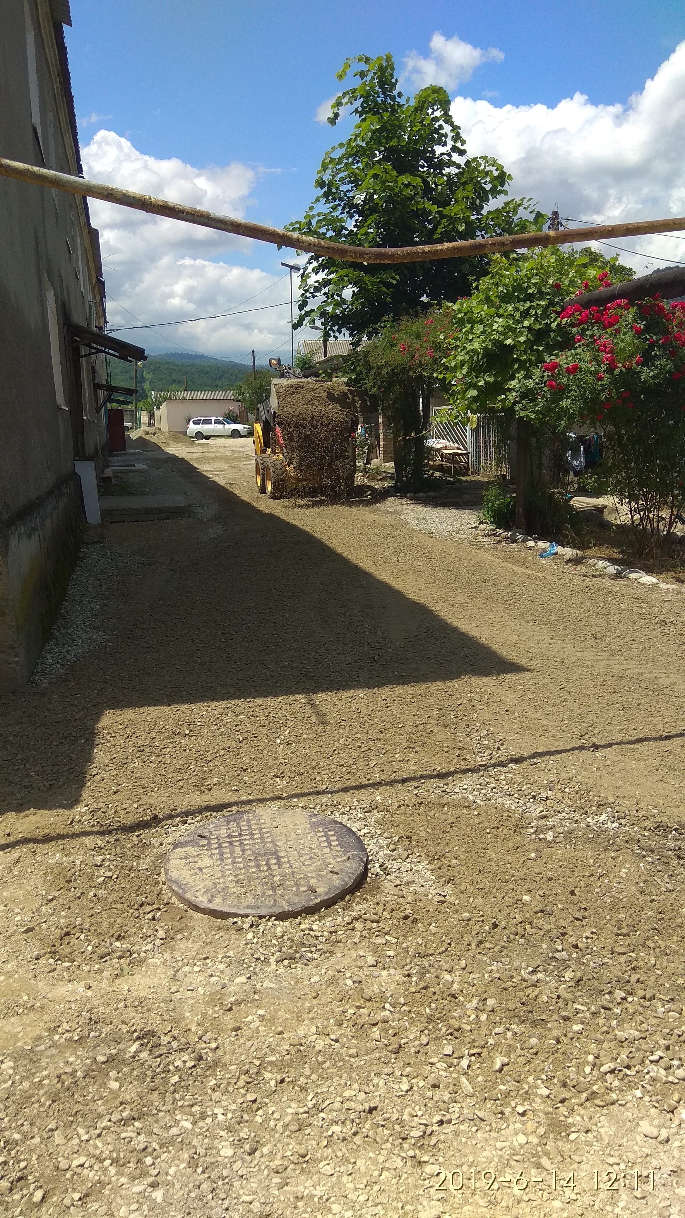 В Бабугенте обустраивают дворы