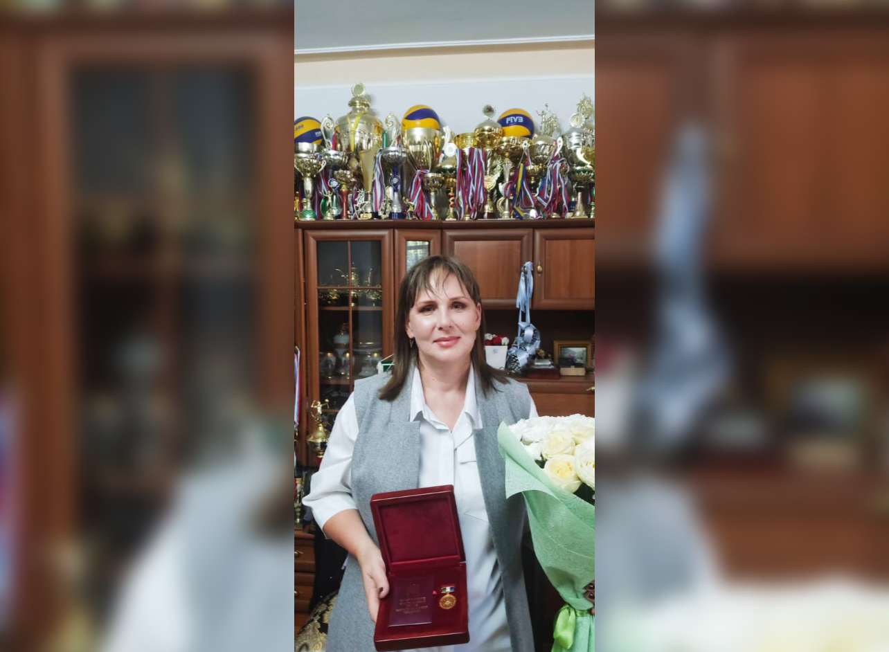 Тренер сборной КБГУ по волейболу получила почетное звание