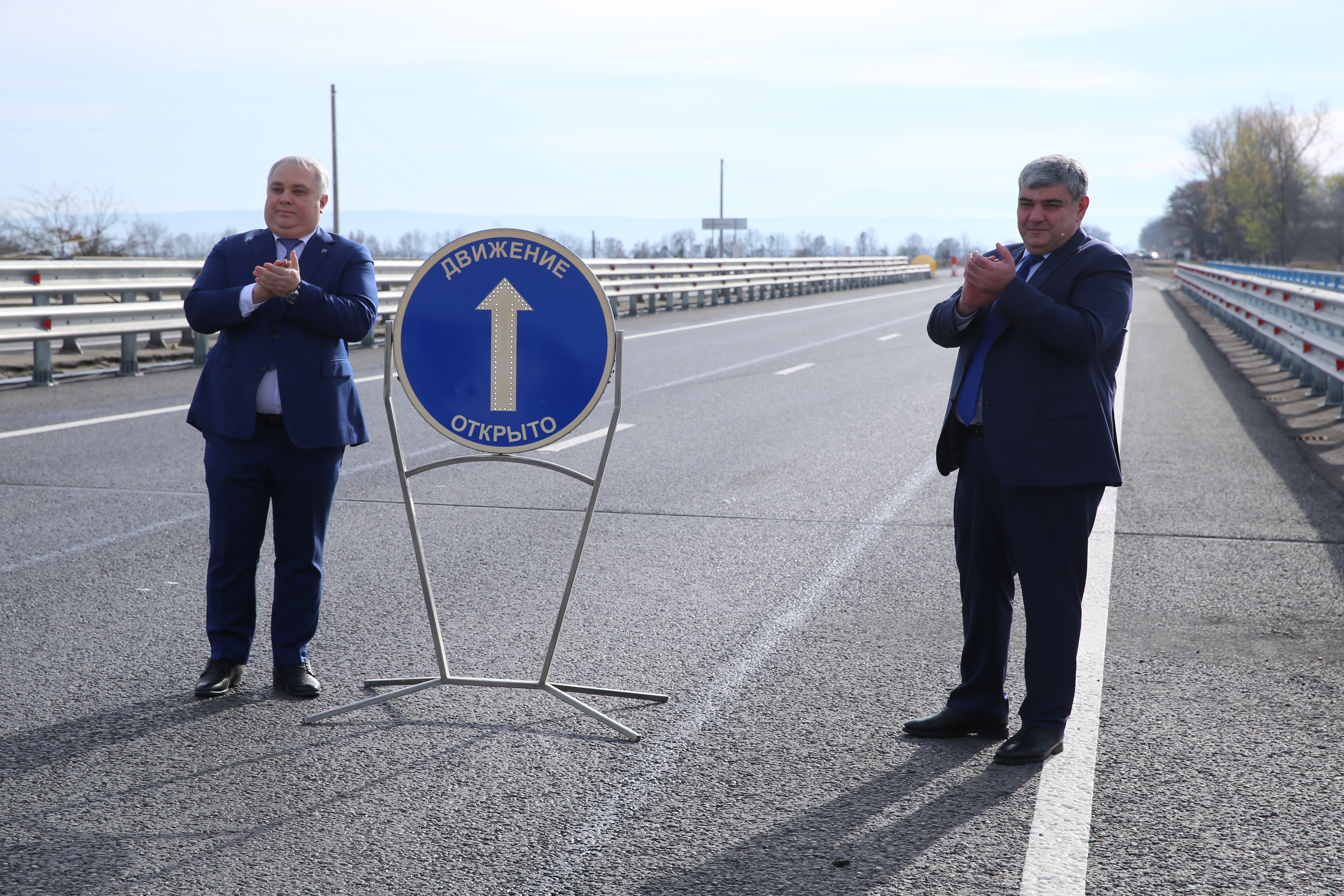 Глава КБР Казбек Коков подписал с Росавтодором меморандум о пятилетнем плане развития дорожной сети