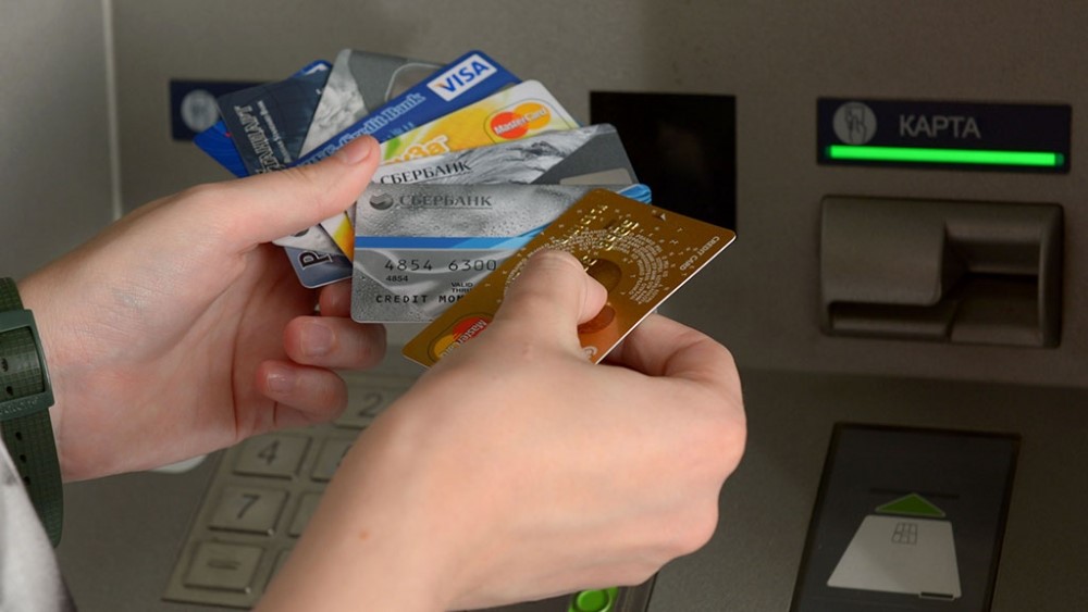 В КБР увеличивается количество платёжных карт