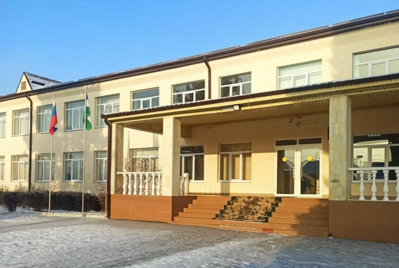 Секретарь генсовета ЕР раскритиковал регионы за срыв проведения капремонта школ