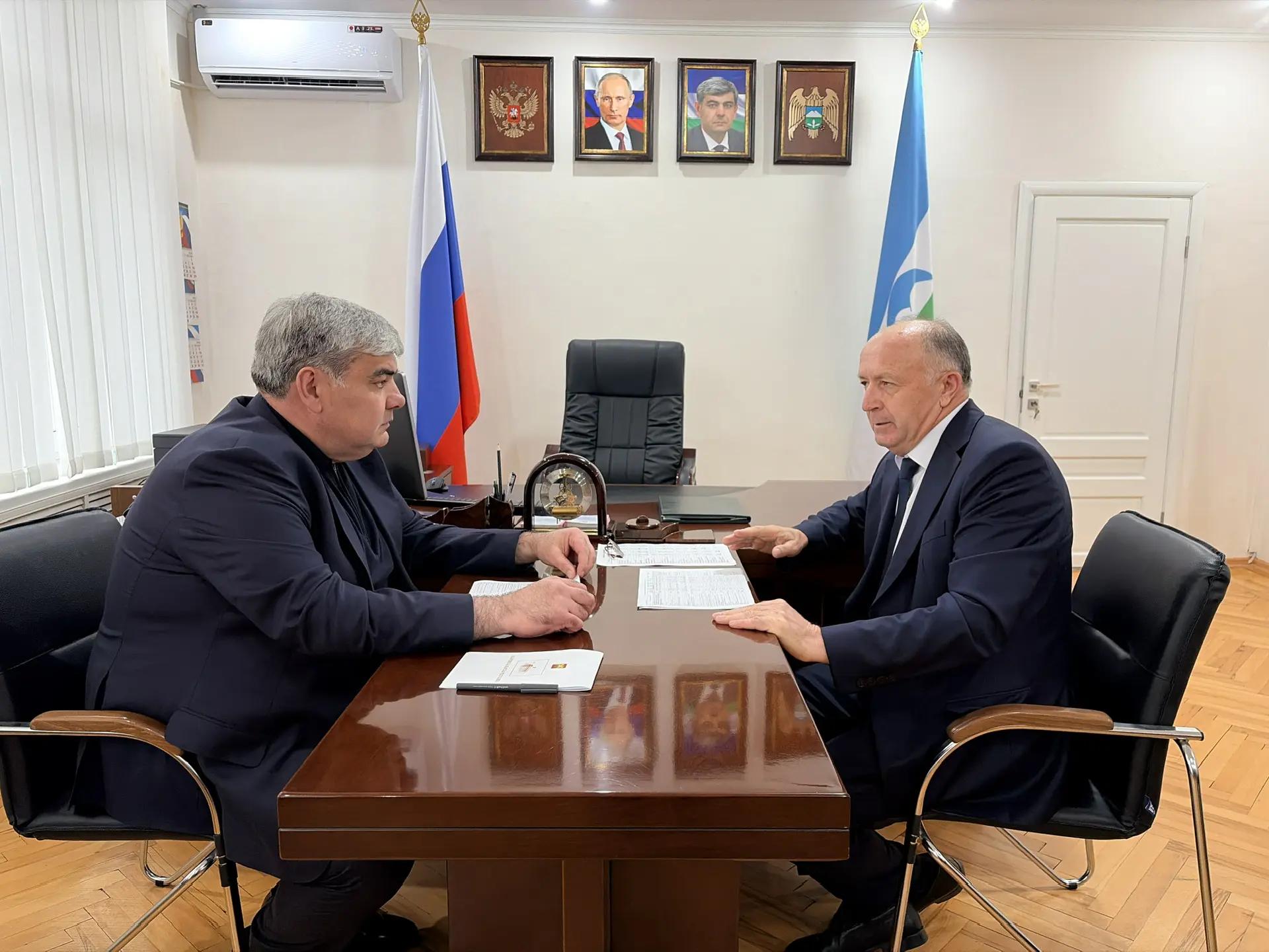 Казбек Коков встретился с исполняющим обязанности главы администрации Терского района
