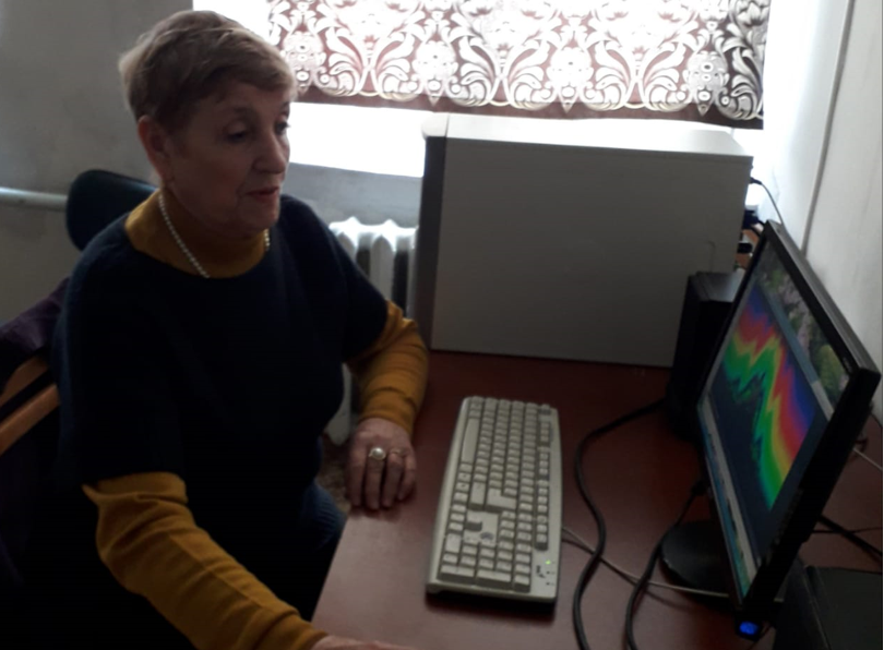 Юные жители Прохладного получили компьютерную технику