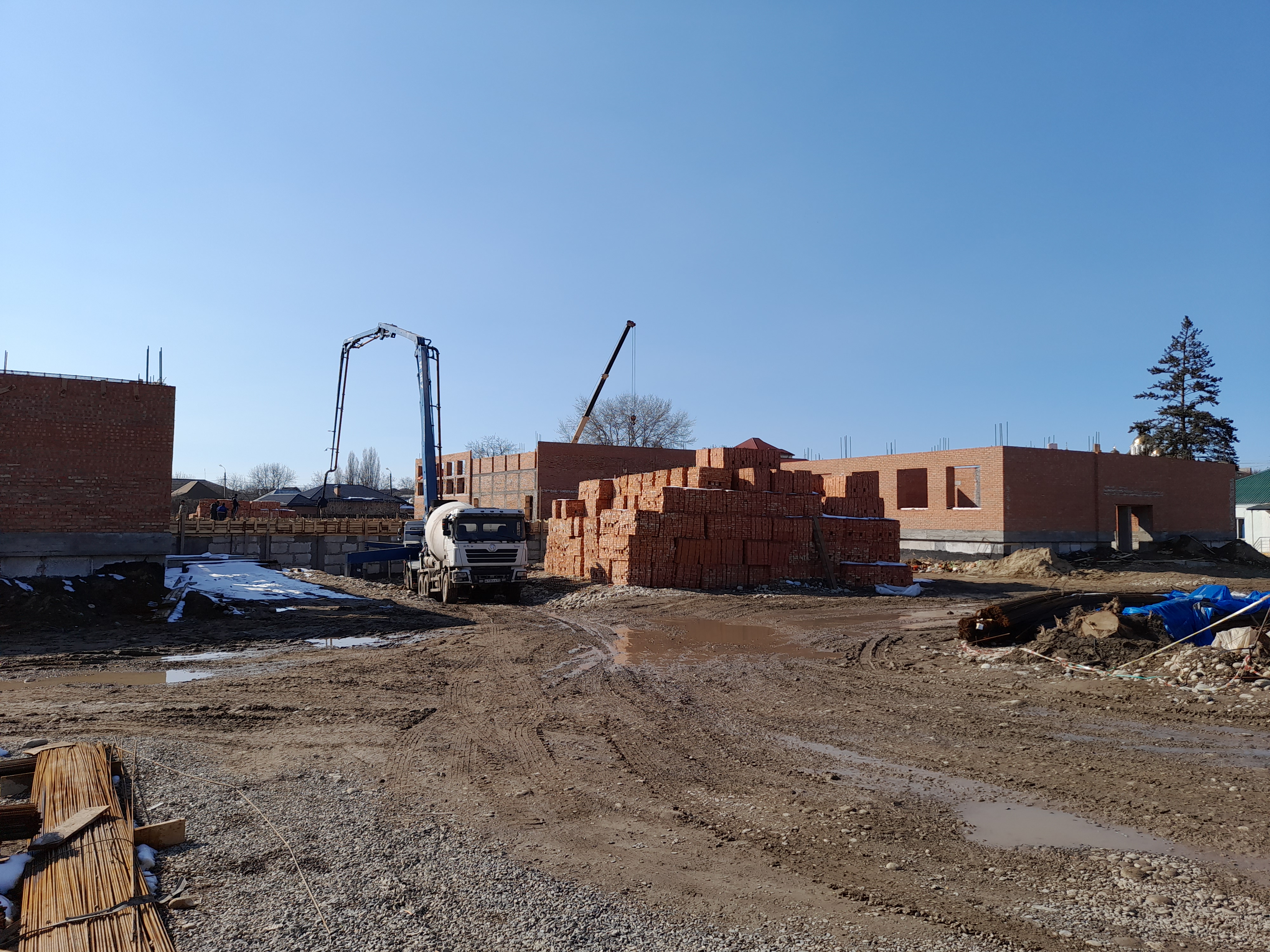 В Прохладном строят новую школу