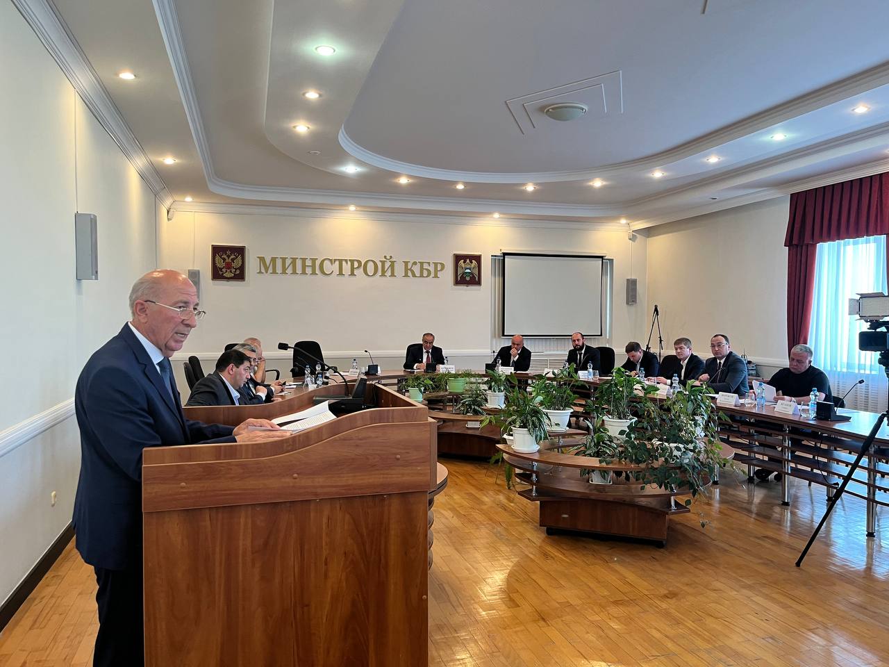 В Нальчике обсудили подготовку к осенне-зимнему периоду  