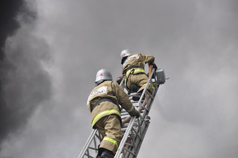 Ночью в Баксаненке сгорел склад