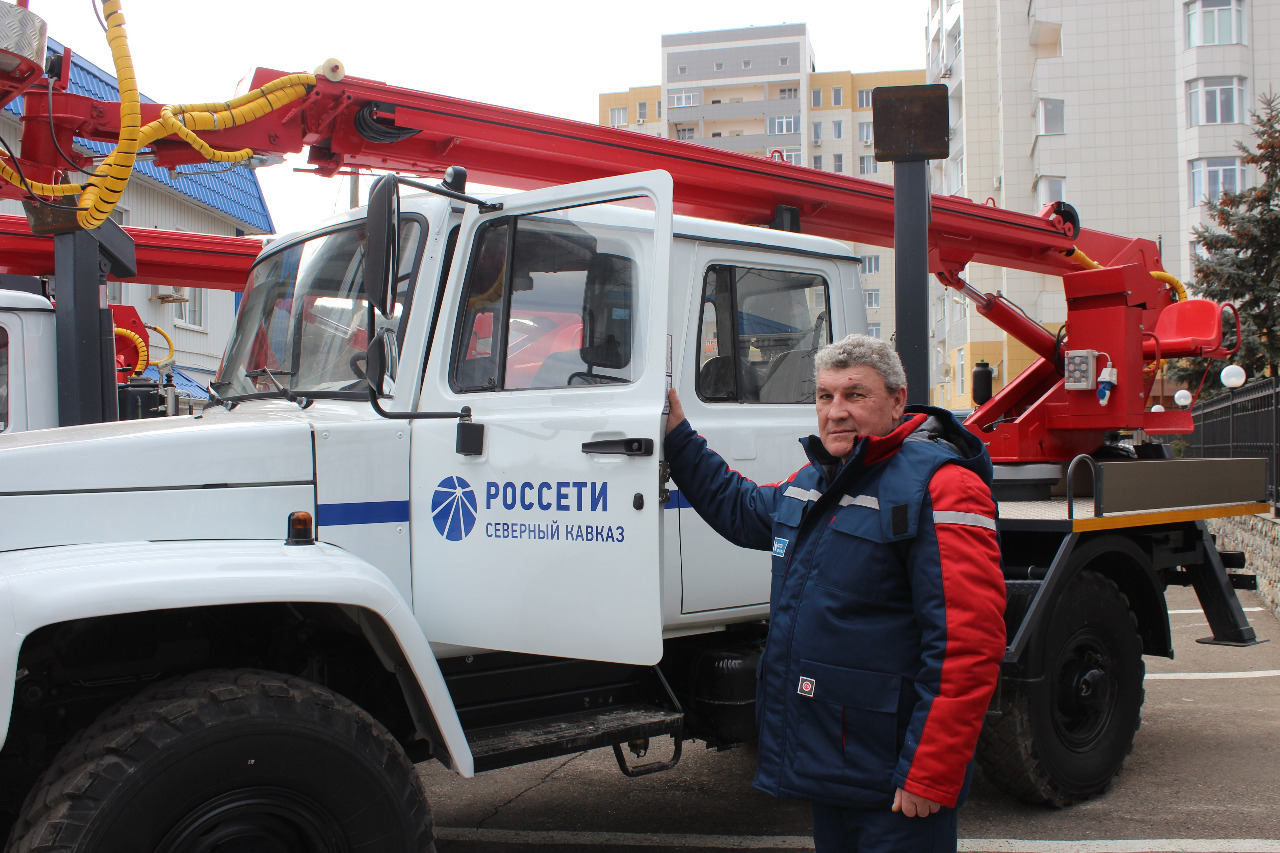 В курортной зоне Нальчика смонтировали новый участок высоковольтной кабельной линии