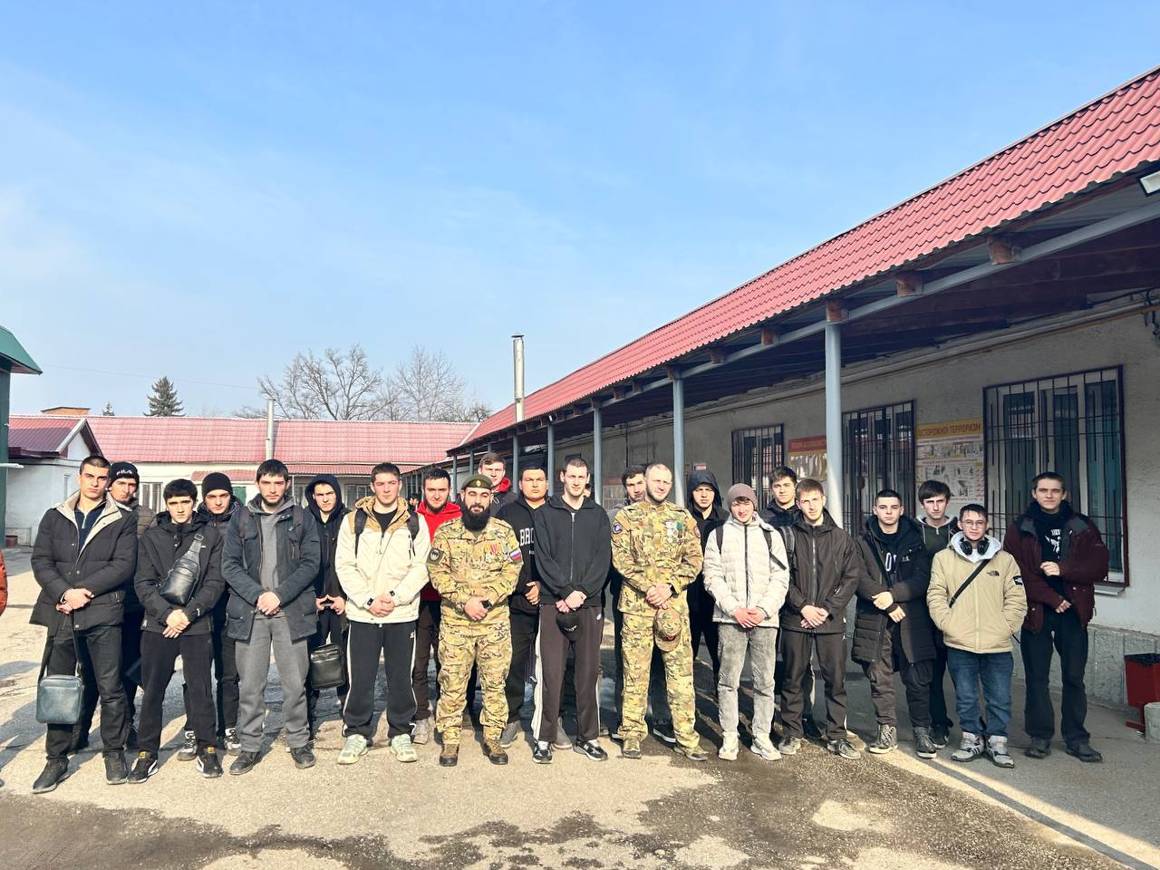 Студенты автодорожного колледжа встретились с героями СВО  