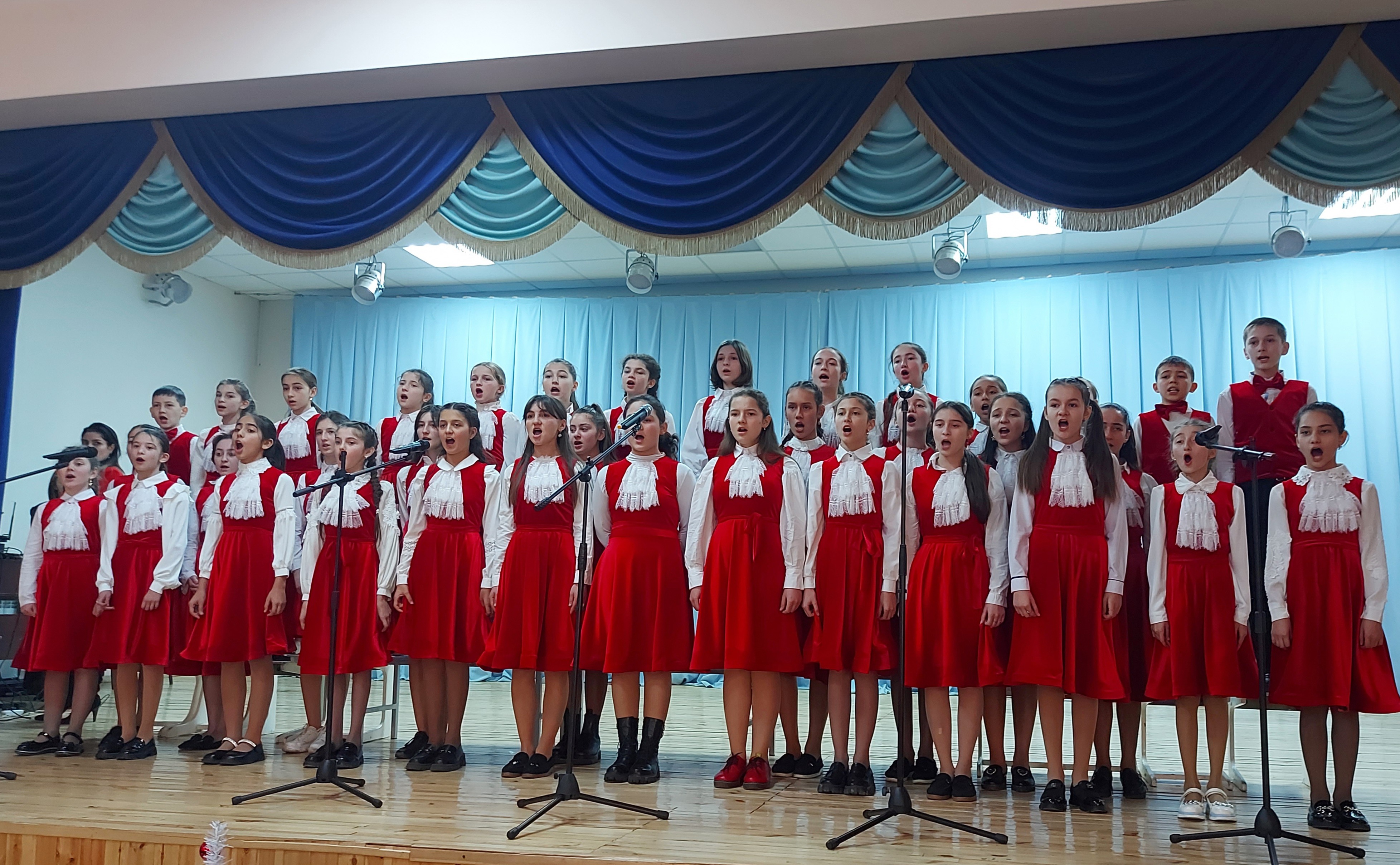 Детский хор из Баксаненка признан лучшим на конкурсе-фестивале в Атажукино