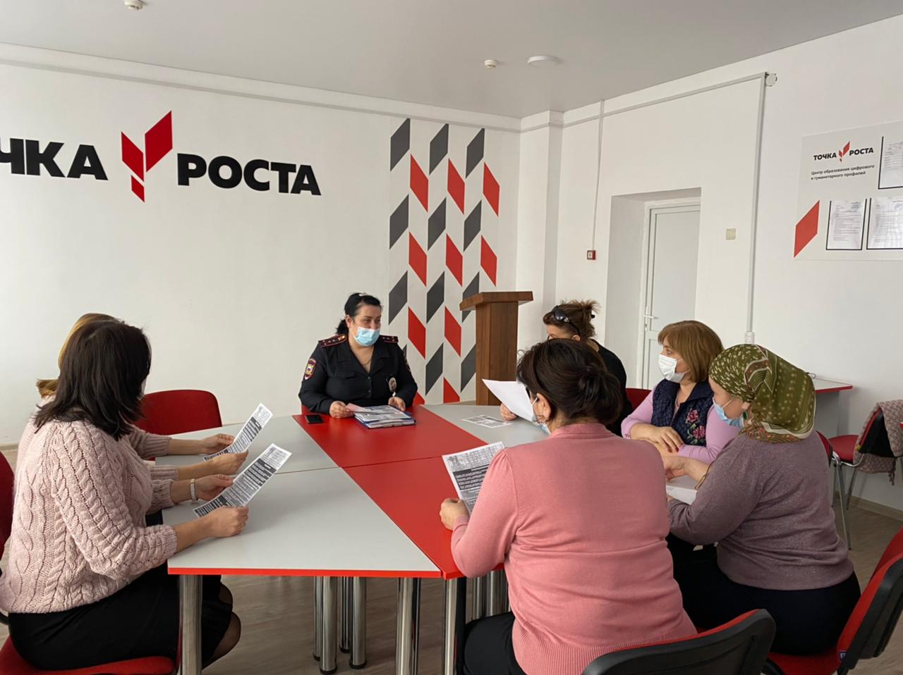 В Лескенском районе прошла акция по профилактике дистанционного мошенничества