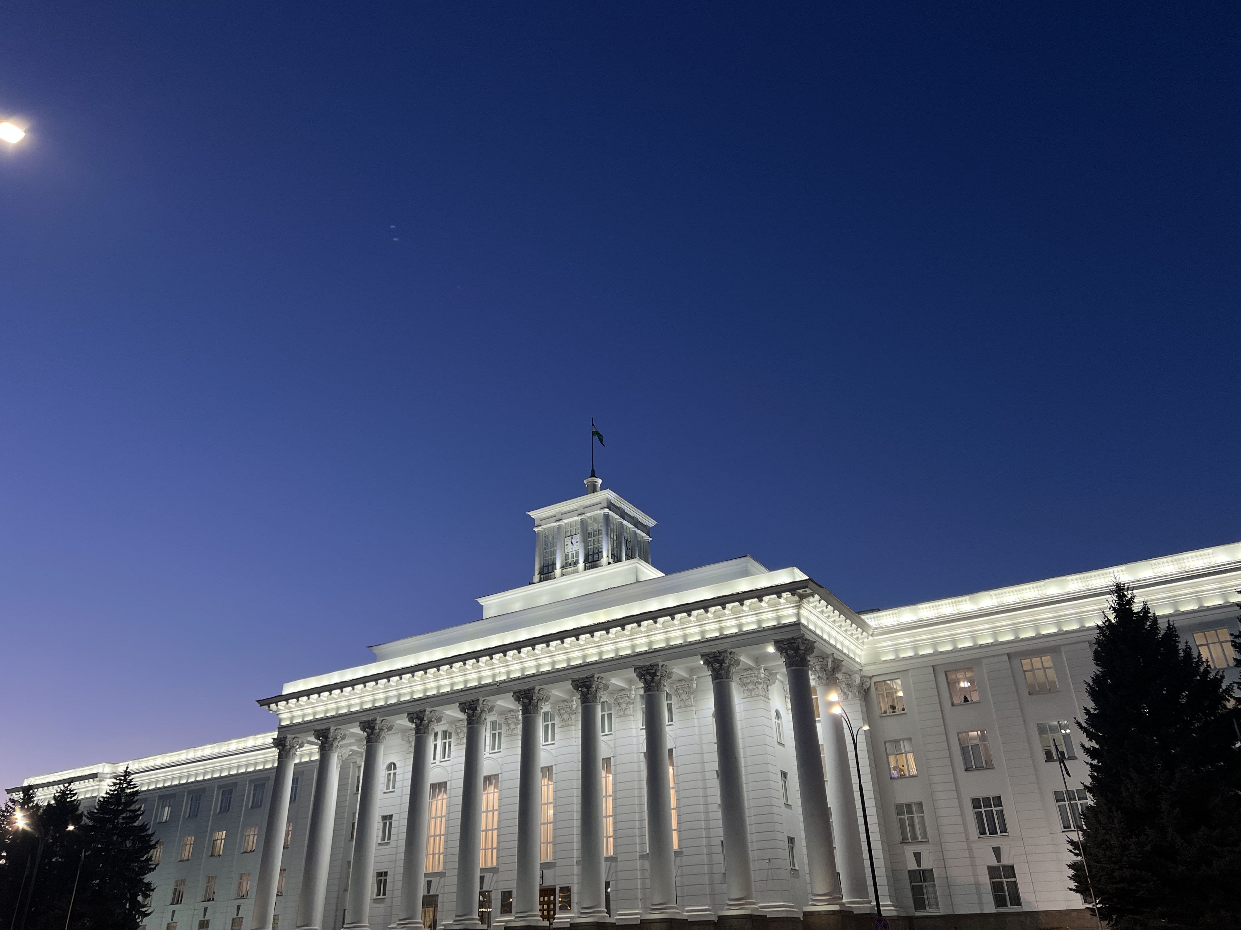 Казбек Коков поздравил жителей республики с Новым годом