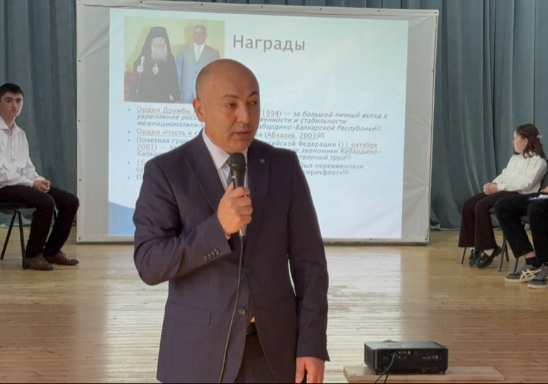 В Лескенском районе почтили память Валерия Кокова
