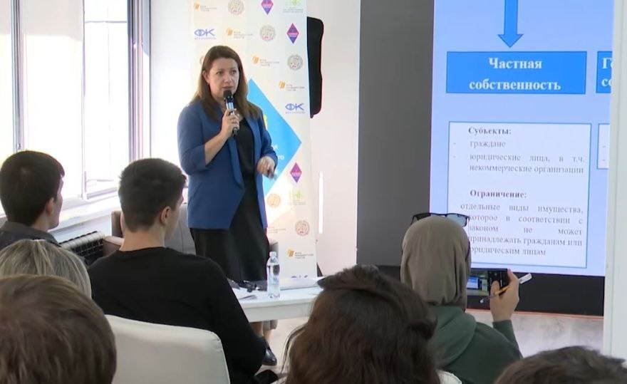 В Нальчике стартовал форум по общественному жилищному контролю