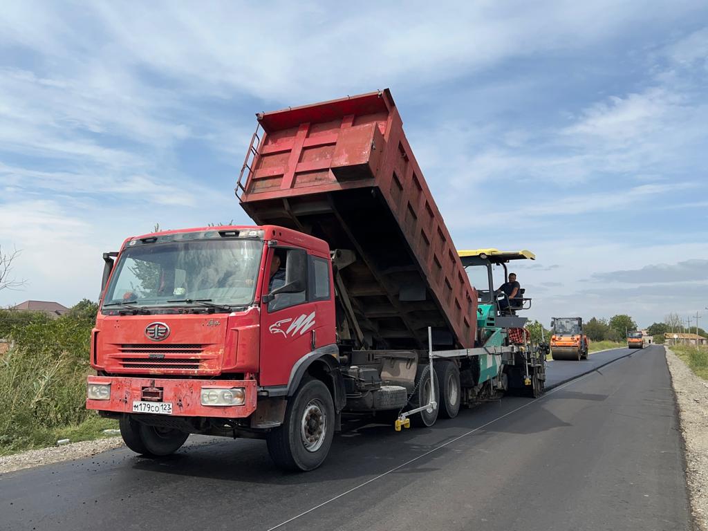 В станице Солдатской реконструируют автодорогу