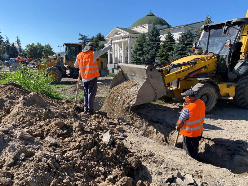 В Нальчике благоустраивают привокзальную площадь