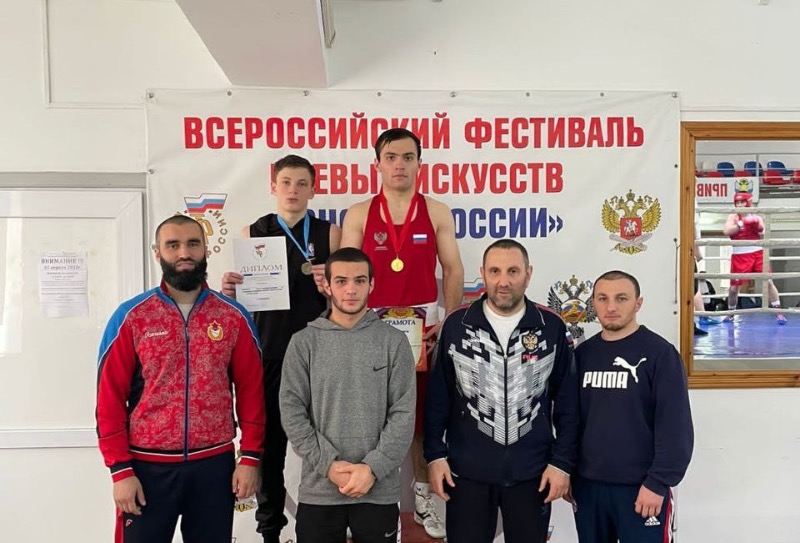 Боксеры КБР отличились на Ставрополье