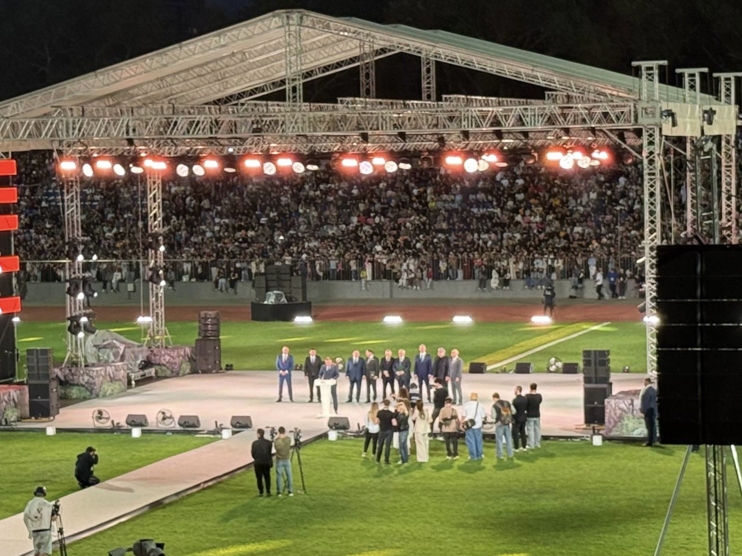 Казбек Коков поздравил жителей Карачаево-Черкесии