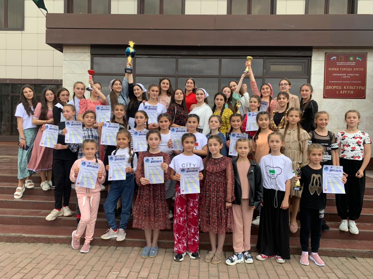 Коллективы Урванского района отличились на танцевальном конкурсе