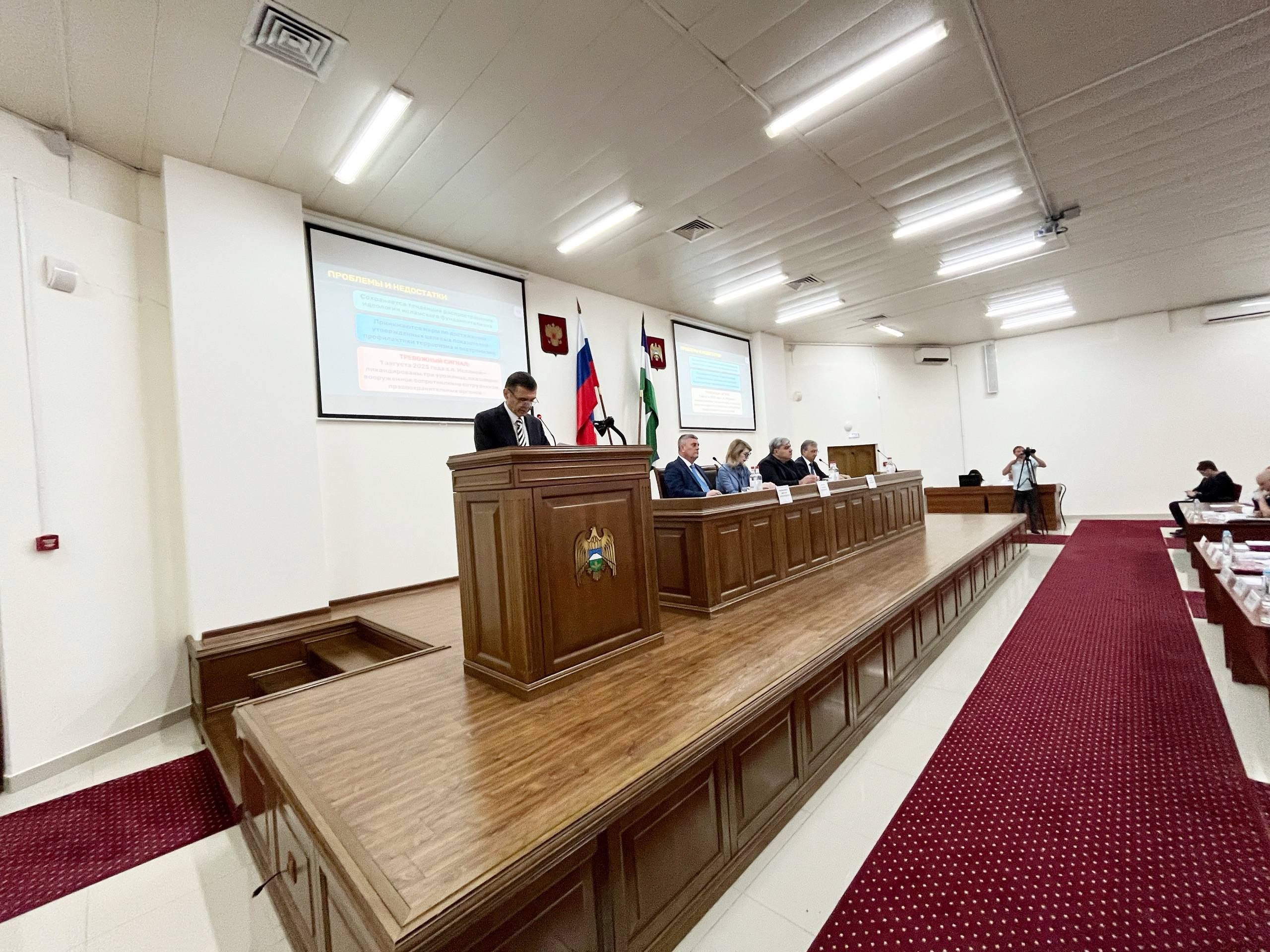 Казбек Коков провел выездное заседание Антитеррористической комиссии КБР