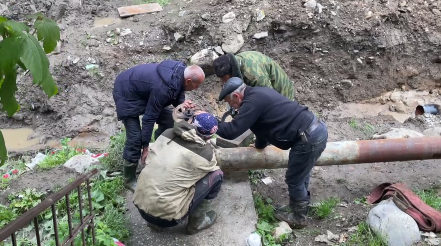 В Тырныаузе устранен прорыв трубопровода
