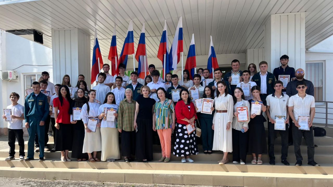 В Баксане состоялся студенческий фестиваль "Успех - 2025"