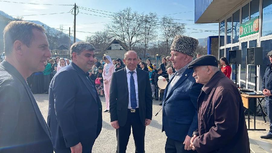Глава КБР Казбек Коков встретился с жителями селения Кенделен