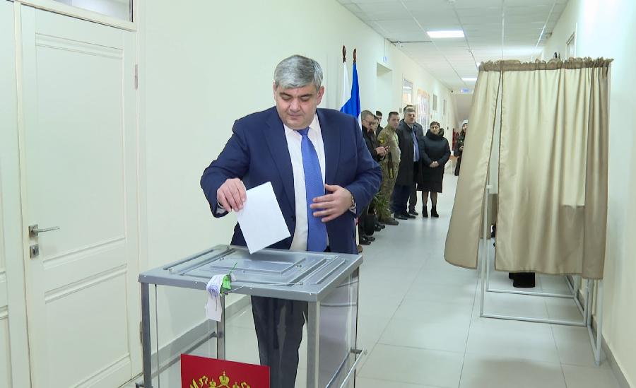 Казбек Коков проголосовал на выборах Президента России