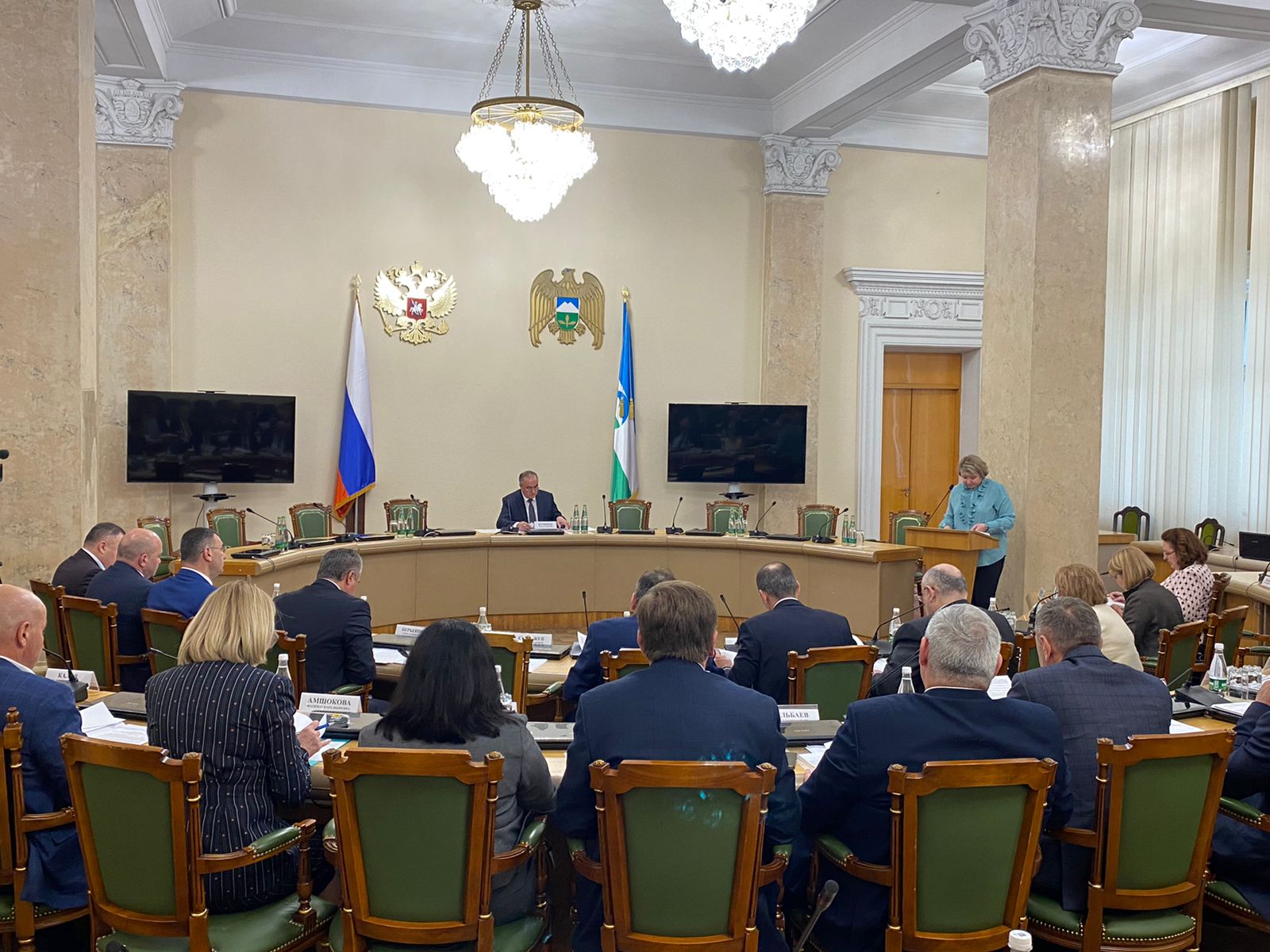 В Правительстве КБР обсуждали республиканский консолидированный бюджет