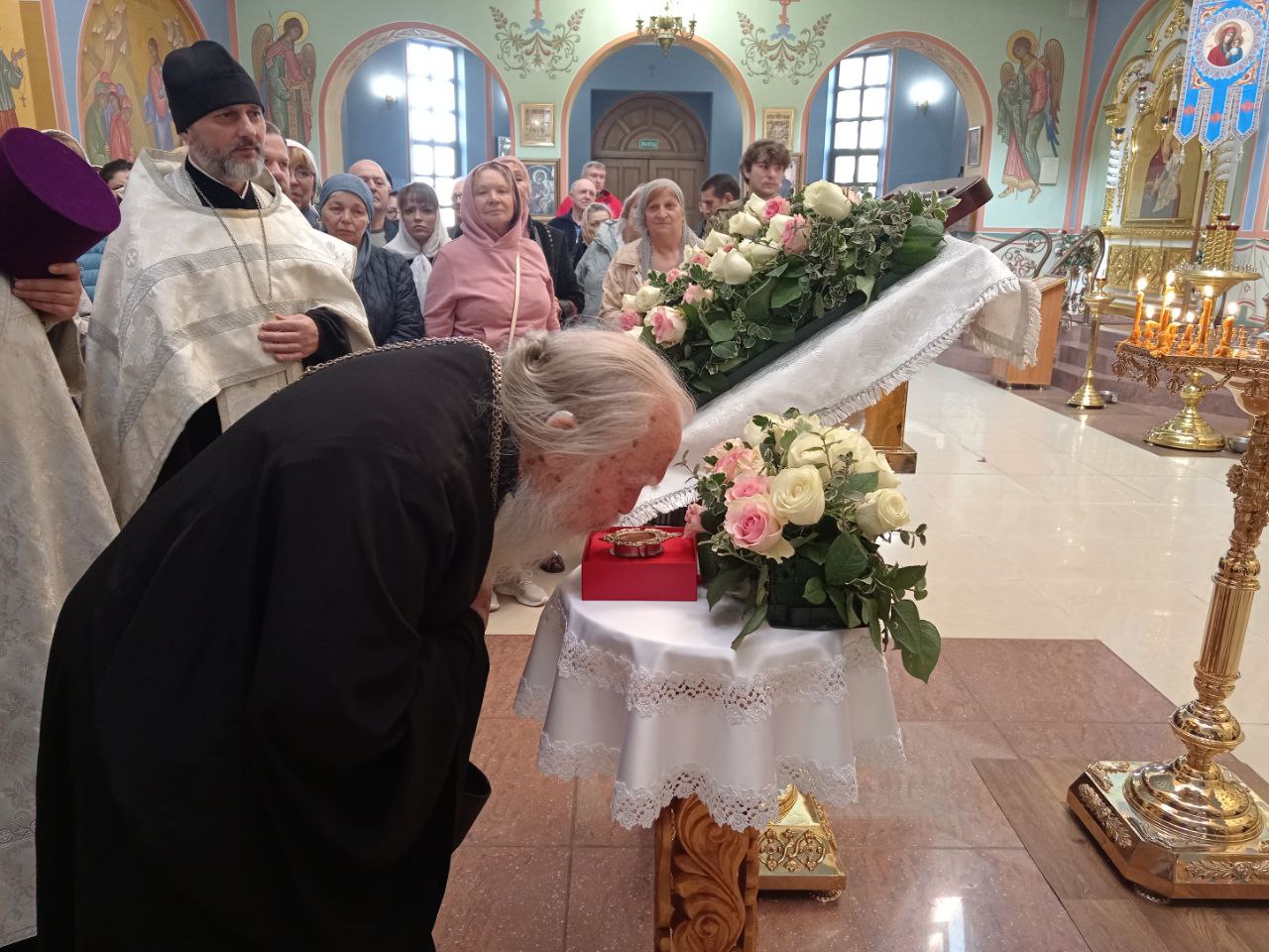 Собору Марии Магдалины передали мощи святого Иоанна Златоуста