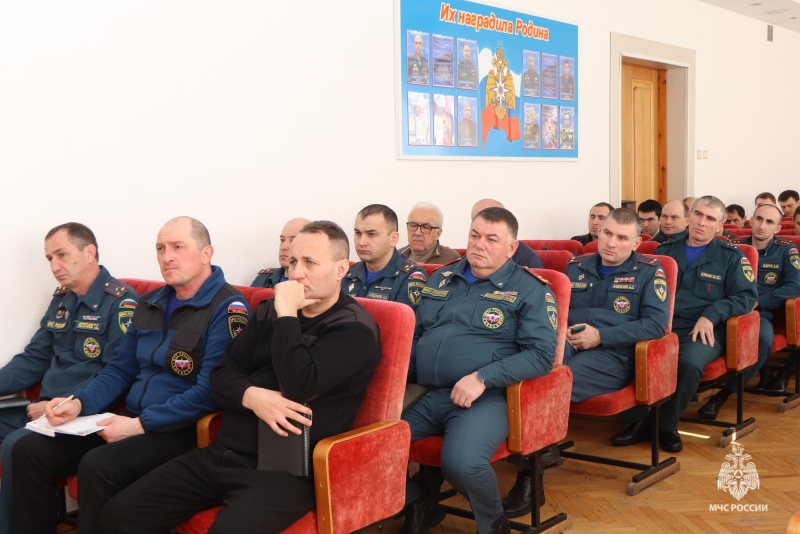 В Главном управлении МЧС России по КБР состоялось торжественное собрание 
