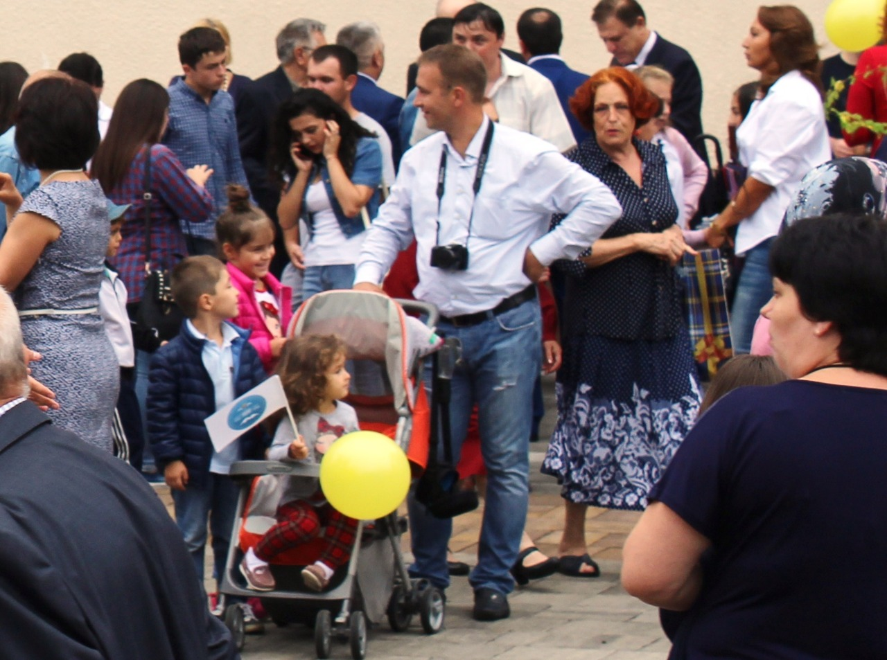 Партия ЕР: Программы для молодых семей реализуют в 46 субъектах РФ