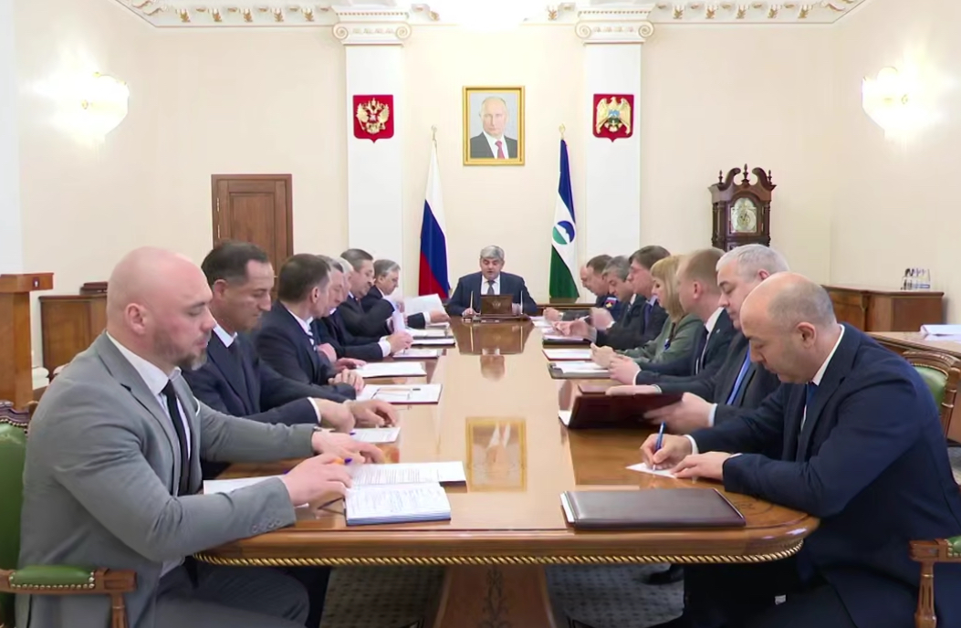 Казбек Коков провел «муниципальный час»