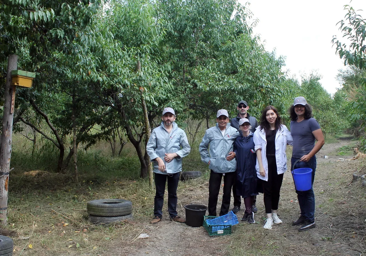 Фермер из Майского района раздал овощи и фрукты инвалидам и нуждающимся 