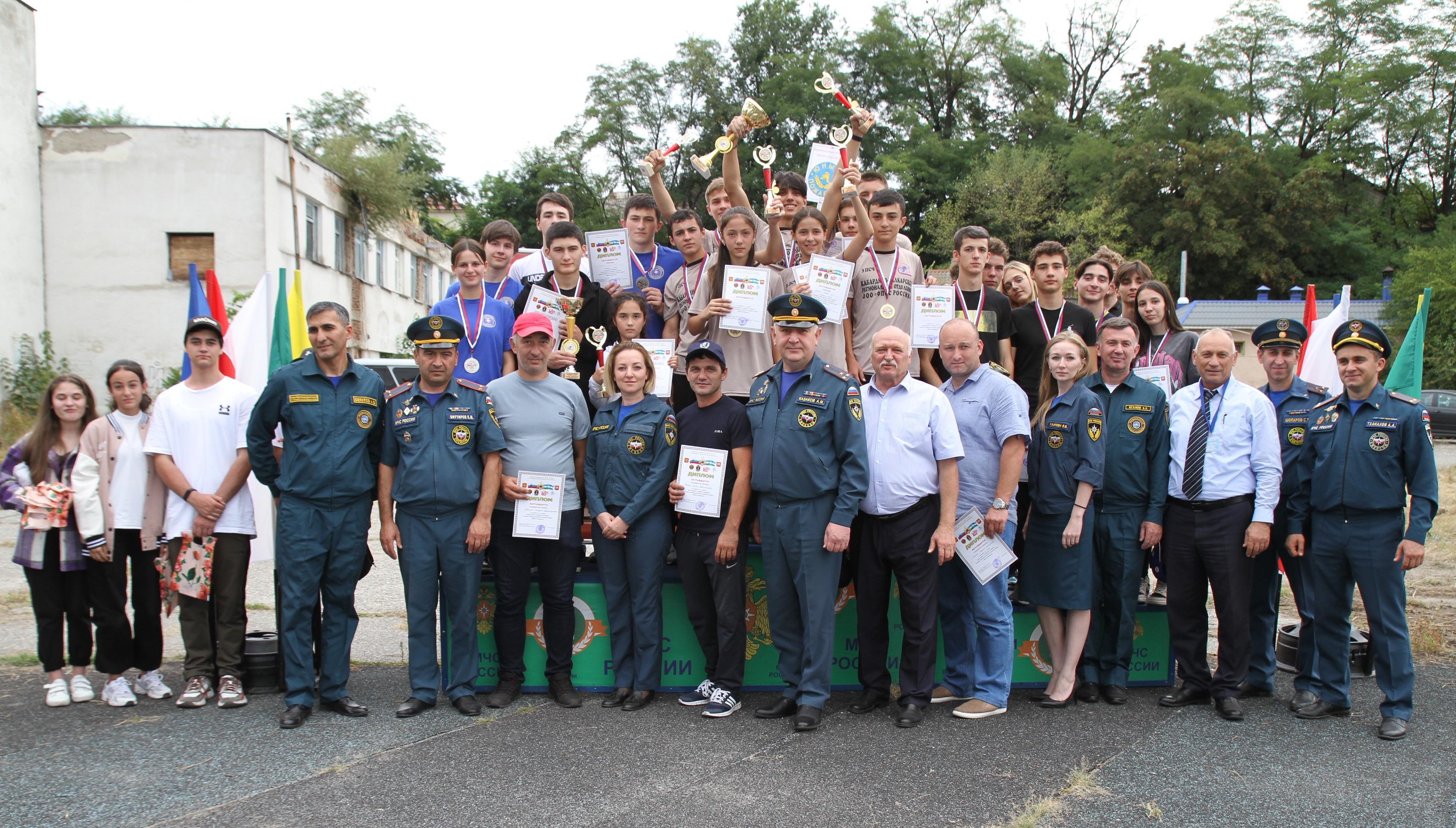 Состоялось открытие VIII Всероссийского полевого лагеря «Юный пожарный»