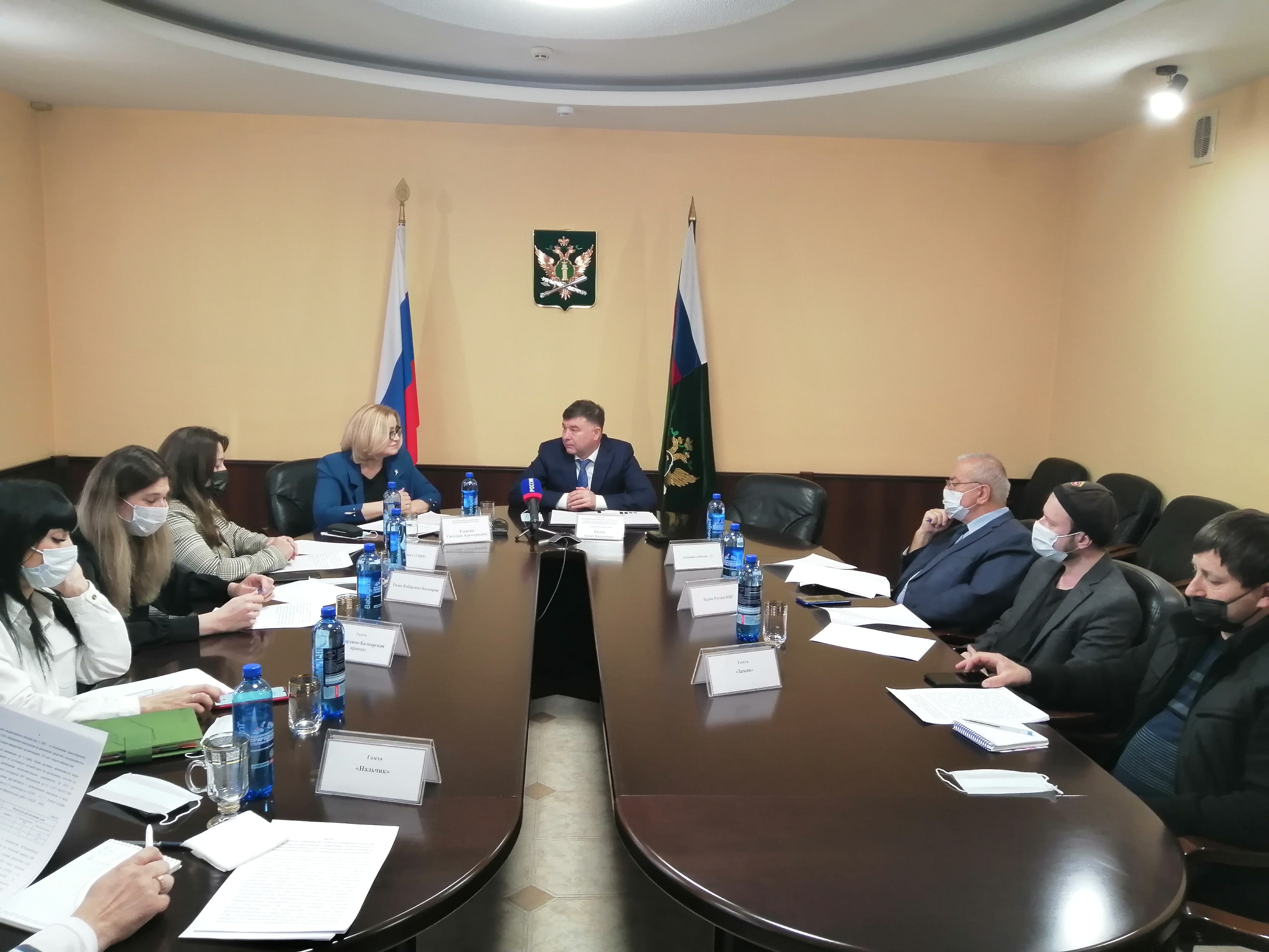 Судебные приставы готовы защищать детей